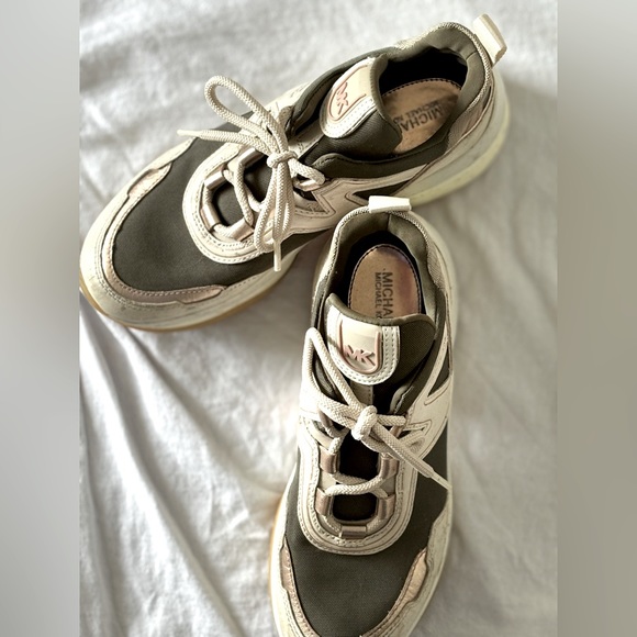 Michael Kors Womens Shoes - Picture 1 of 4